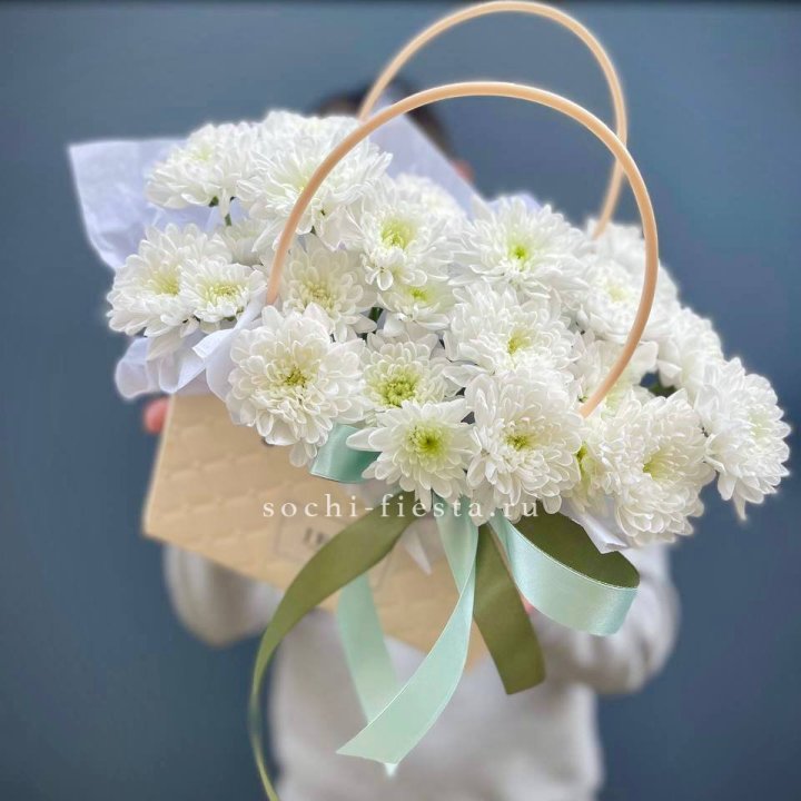 Сумочка с хризантемами в Якутске