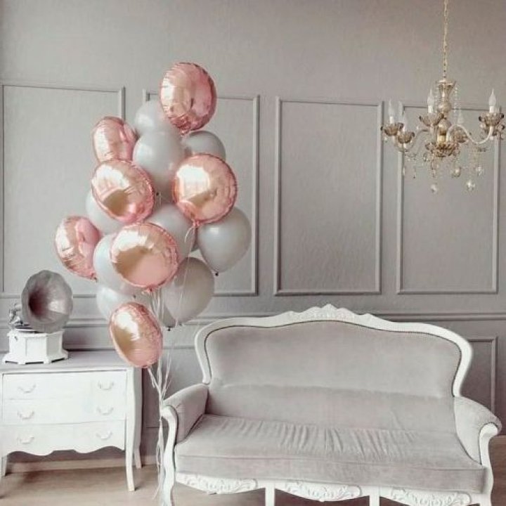 Фонтан шаров "Софт рози" в Якутске