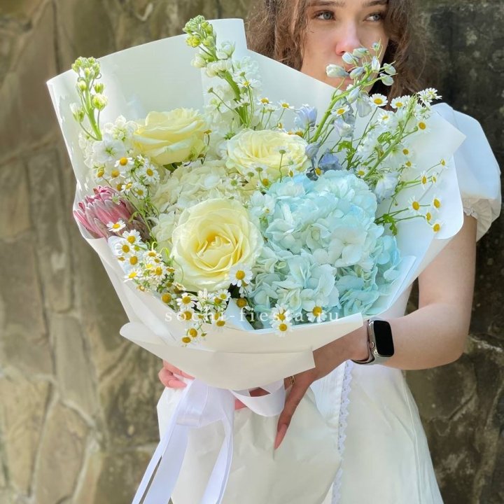 Дизайнерский букет №27 в Якутске