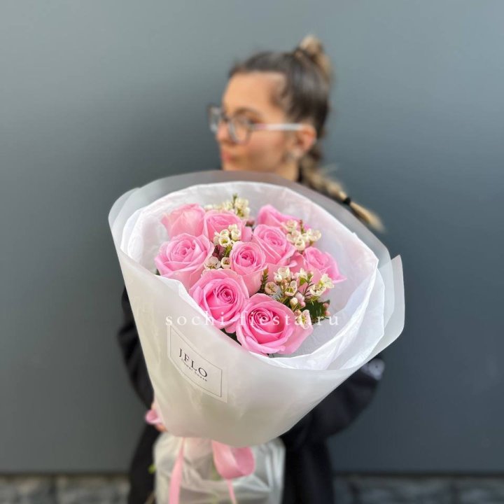 Букет розовых роз  в Якутске