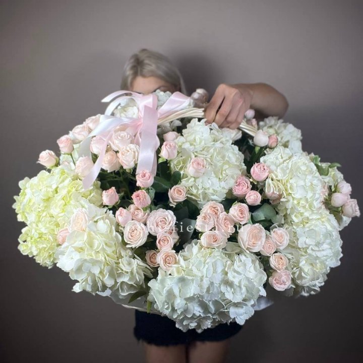 Корзина "Бонбина" в Якутске