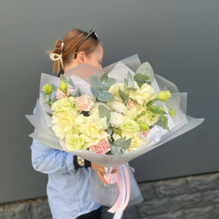  Букет  "Тонкая луна" в Якутске