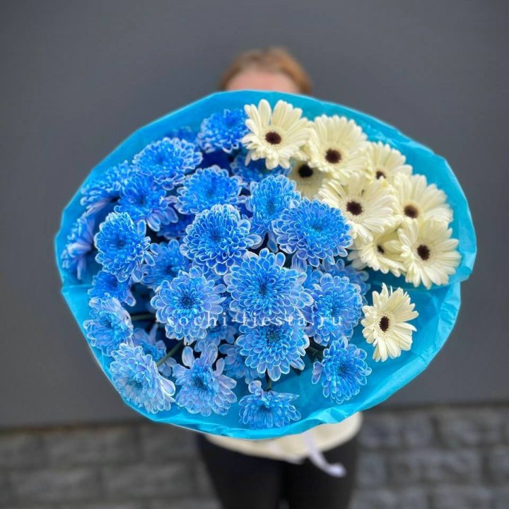 Букет хризантем и гербер в Якутске