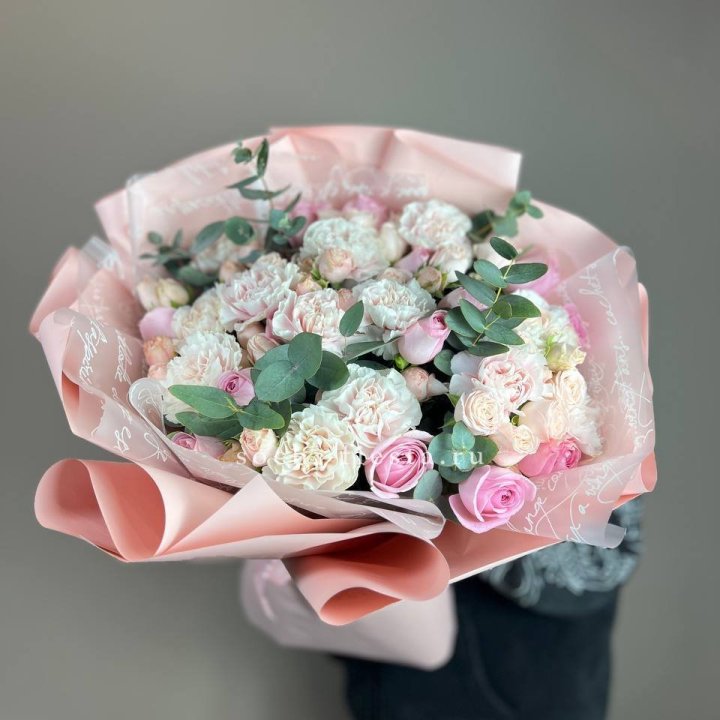  Букет  "Любовь в её глазах" в Якутске