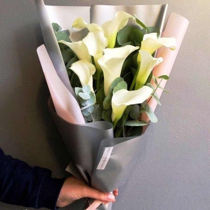 Каллы с эвкалиптом в Якутске