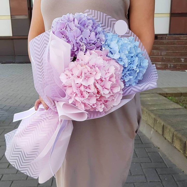 Букет гортензий "Пуф" в Якутске