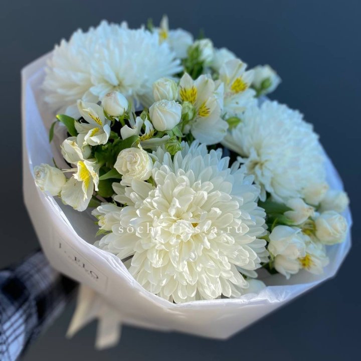 Букет из хризантем "Миранда" в Якутске
