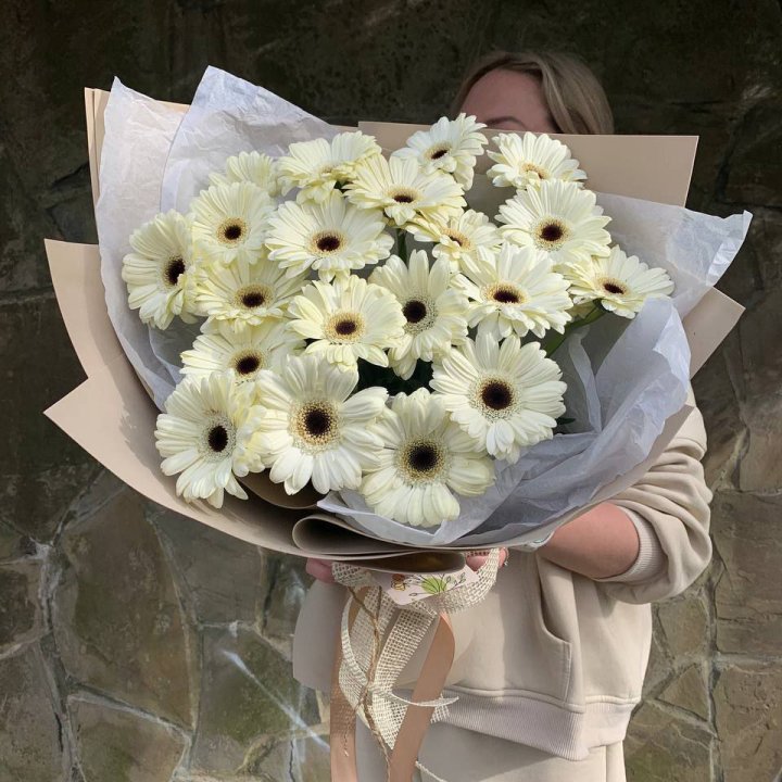 Букет голландских гербер "Шейн"" в Якутске