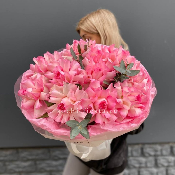 11 французских роз в Якутске