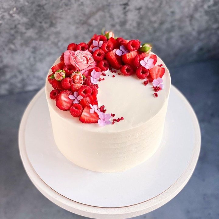 Торт "Малина" в Якутске