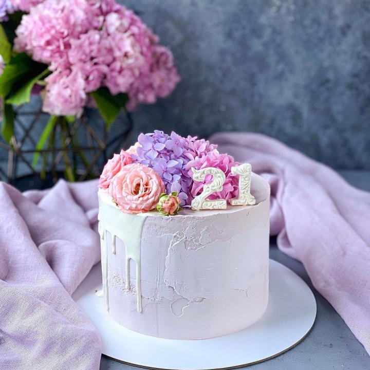 Торт с цифрой в Якутске