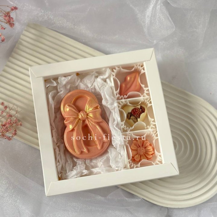 Конфеты из шоколада 8 Марта в Якутске