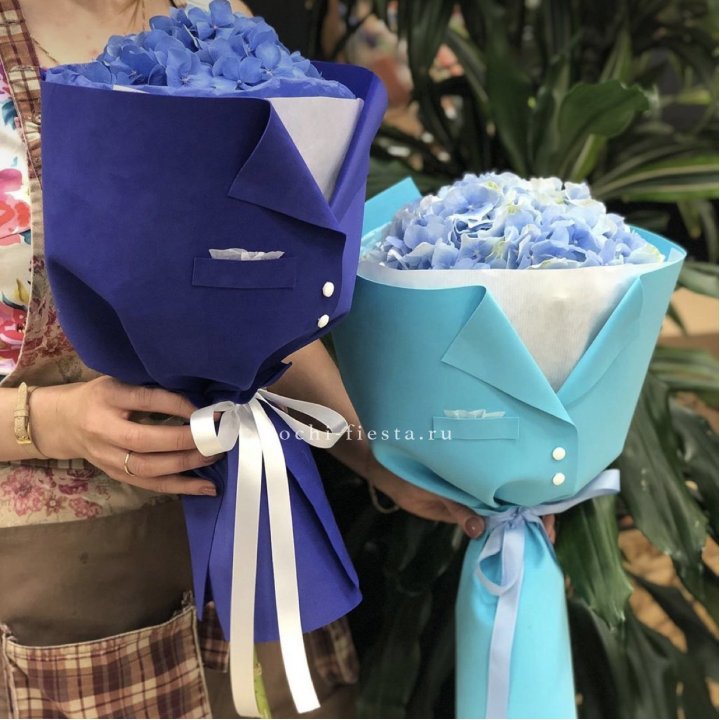 Букет с гортензией с пиджаком в Якутске