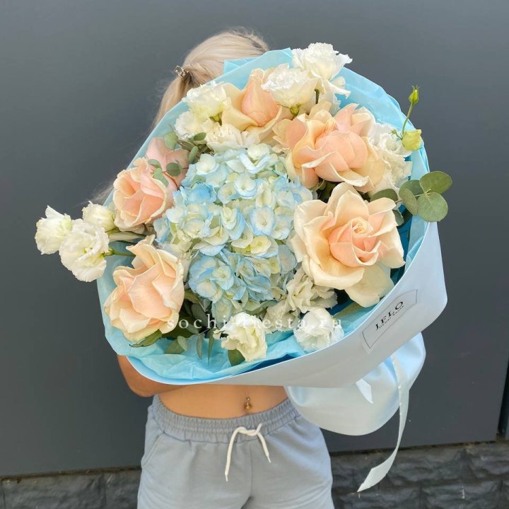 Сборный букет "Голубой закат" в Якутске