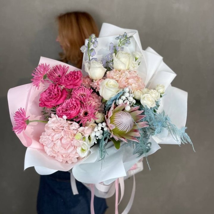 Дизайнерский букет "Фантастик" в Якутске