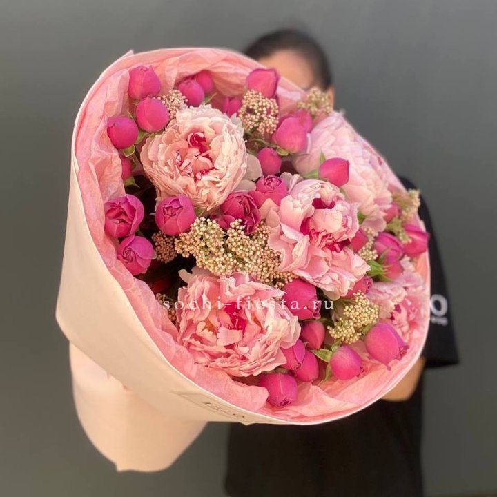  Букет с пионами "Преференс" в Якутске