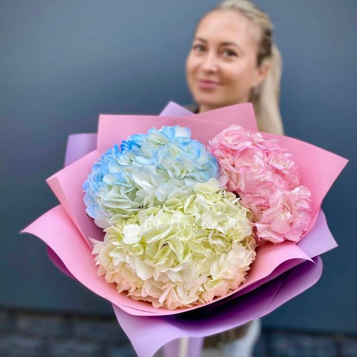 Букет гортензий "Тоника" в Якутске