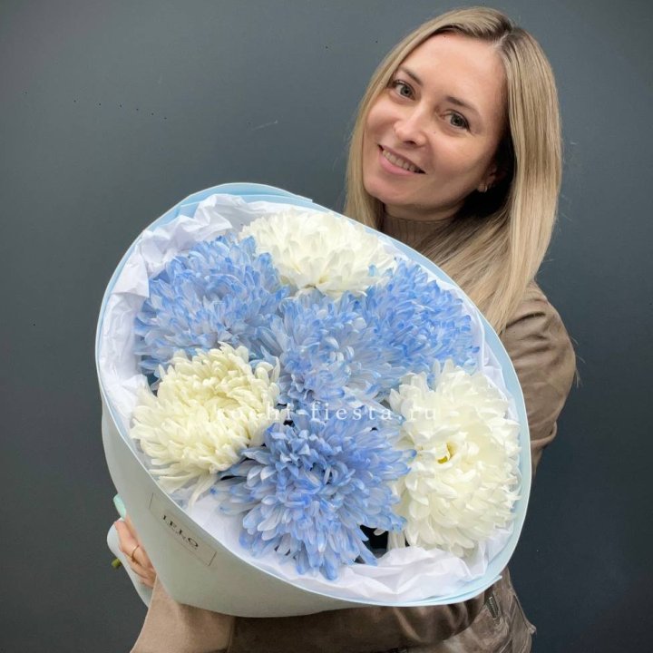 Букет из 7 хризантем  в Якутске