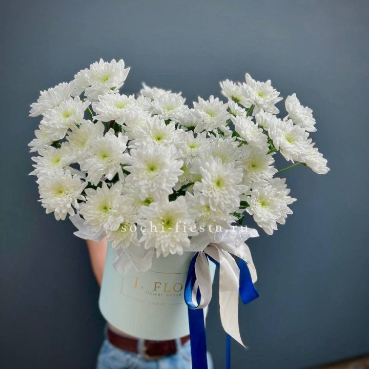 Коробка с хризантемами №3 в Якутске