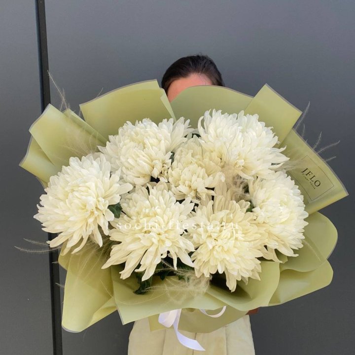 Букет одноголовых хризантем  в Якутске