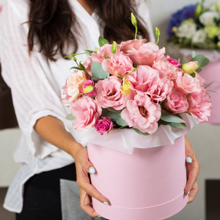 Эустома в шляпной коробке в Якутске