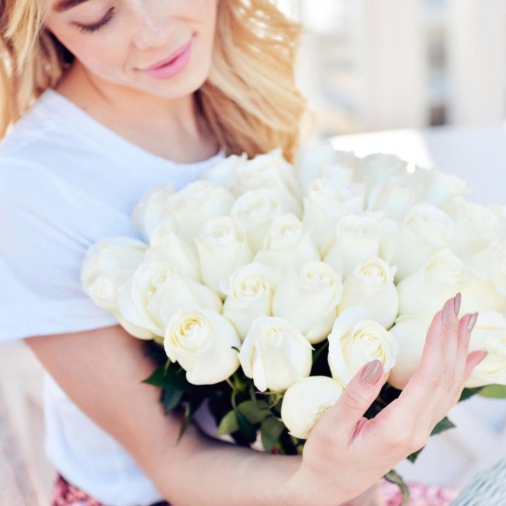 Букет высоких роз "Облака" в Якутске