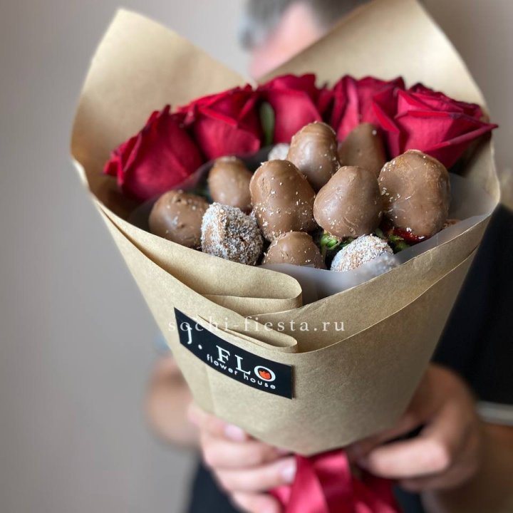 "Тандем с шоколадной клубникой" в Якутске