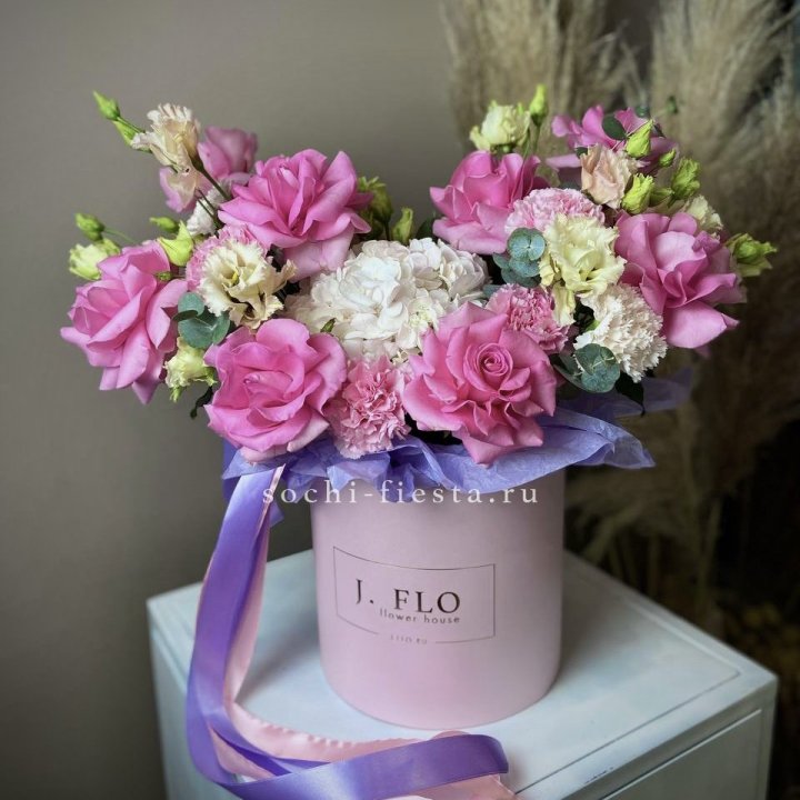 Цветочная коробка "Мишель" в Якутске