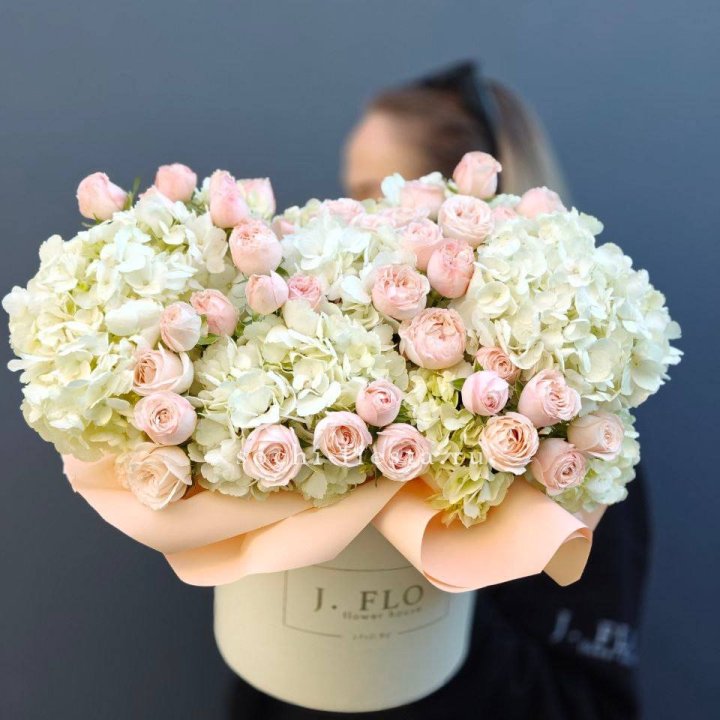 Дизайнерский бокс "Изабелла" в Якутске