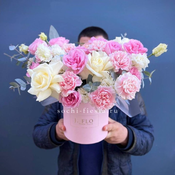 Цветочный бокс "Памела" в Якутске