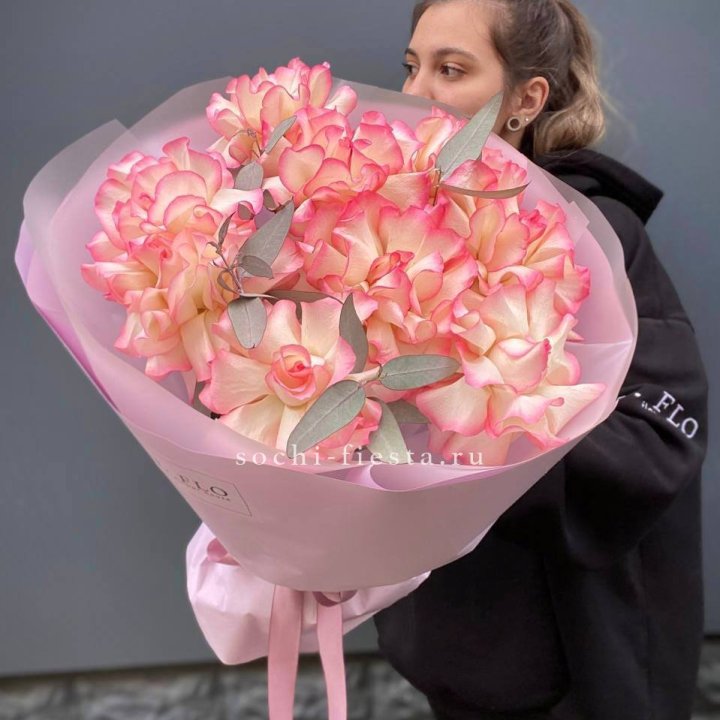 9 французских роз Джумилия в Якутске