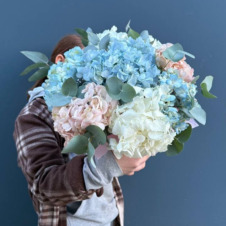 Гортензии в коробочке в Якутске