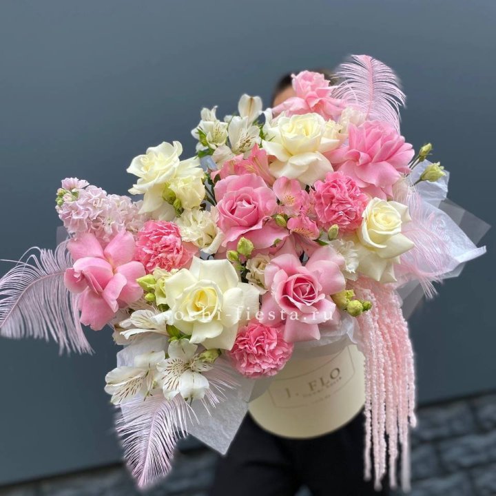 Дизайнерский бокс "Ловели" в Якутске