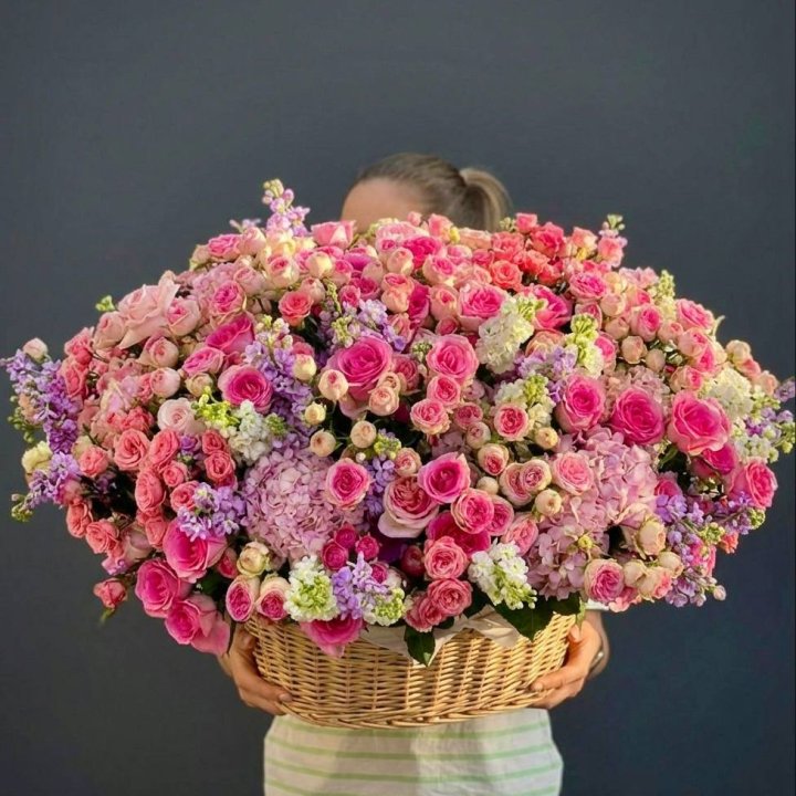 Цветочная корзина гигант №5 в Якутске