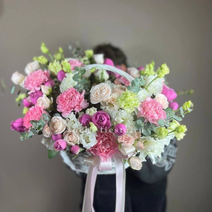 Корзина "Яркая" в Якутске