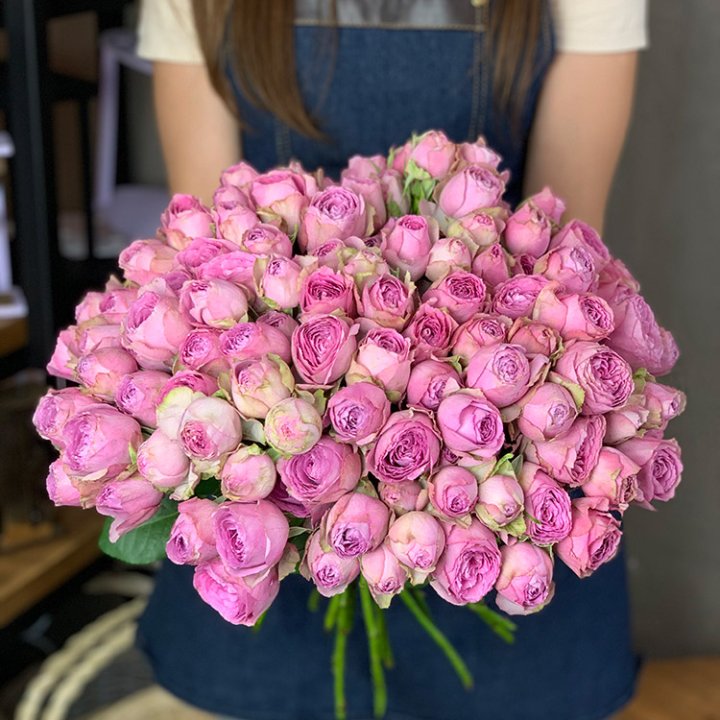 Розы Lavender поштучно в Якутске