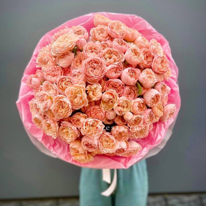 Букет кустовых пионовидных роз Джульетта "Принцесса" в Якутске