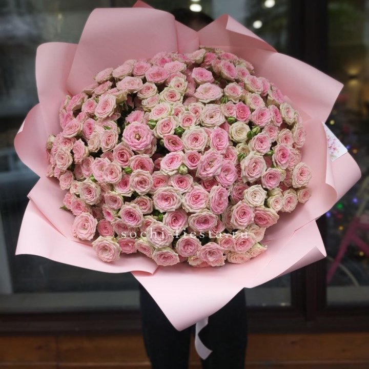 51 кустовая роза Твистер в Якутске