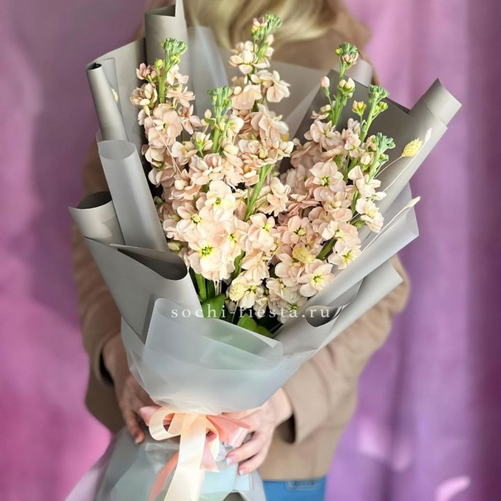 Букет ароматной маттиоллы №2 в Якутске