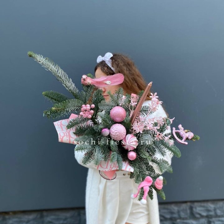 Композиция бокал розовый в Якутске