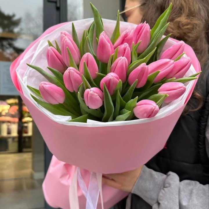  19 розовых тюльпанов в Якутске