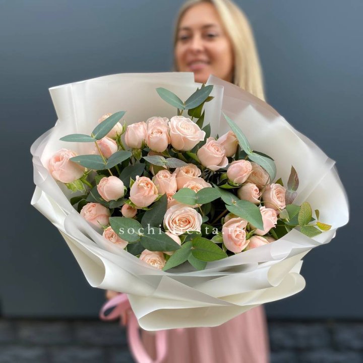 Букет кустовых роз "Фреш" в Якутске