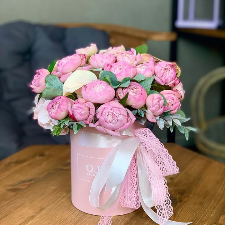 Композиция с пионами №1 в Якутске