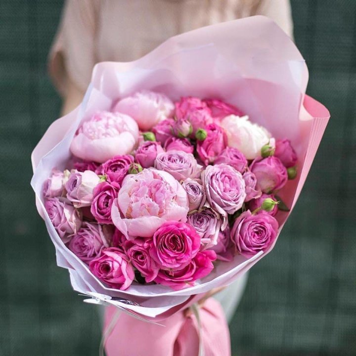 Букет с пионами "Леси" в Якутске