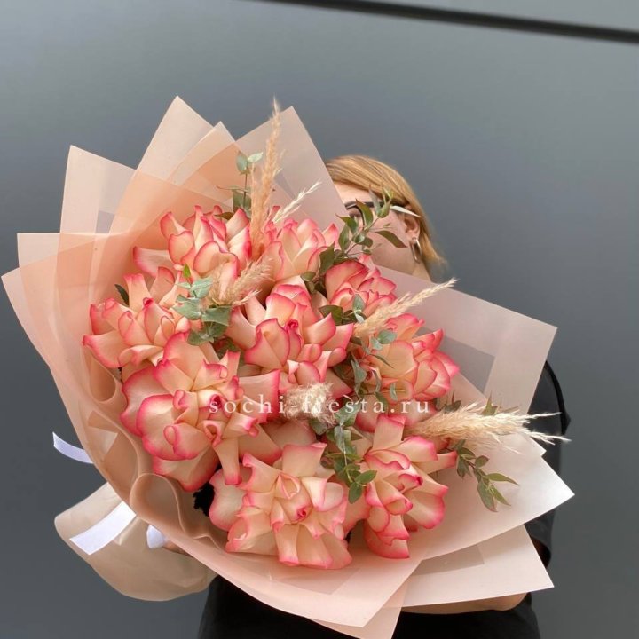 9 Французских роз Джумилия  в Якутске