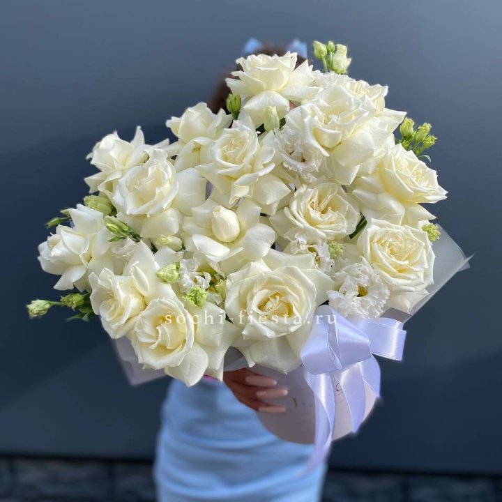 Коробка с цветами "Свен" в Якутске