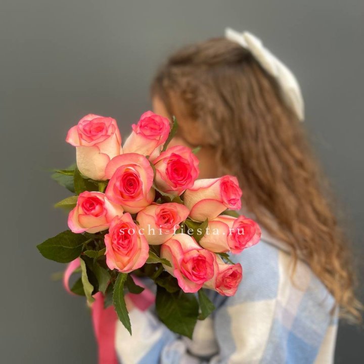 11 роз "Джумилия" в Якутске