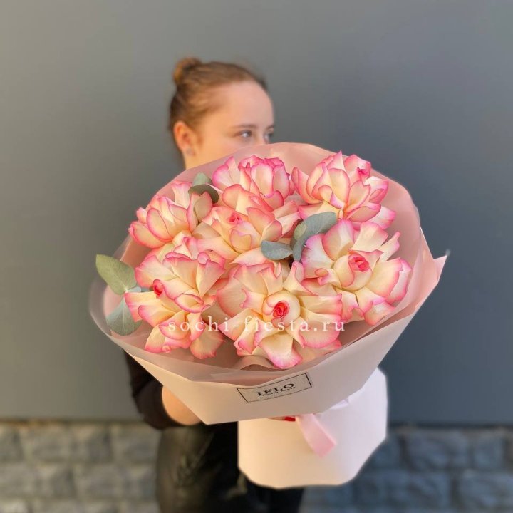 7 французских роз Джумилия в Якутске