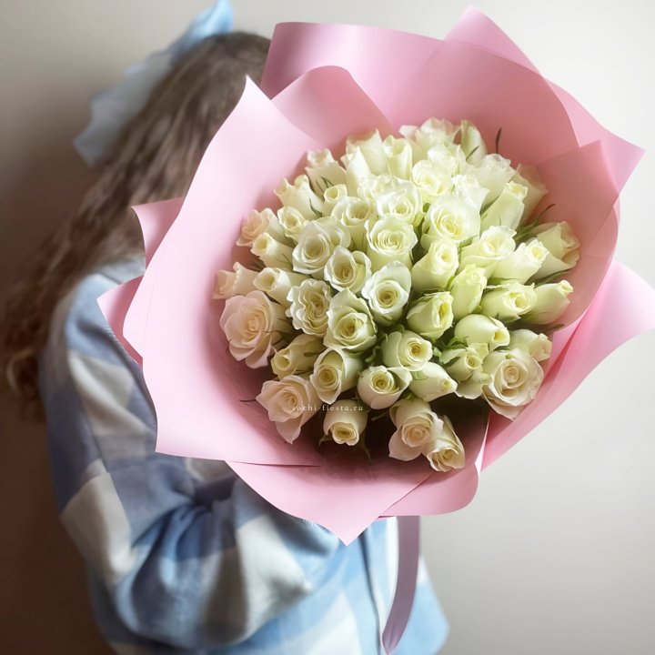 Букет из 51 белой розы (Кения) в Якутске