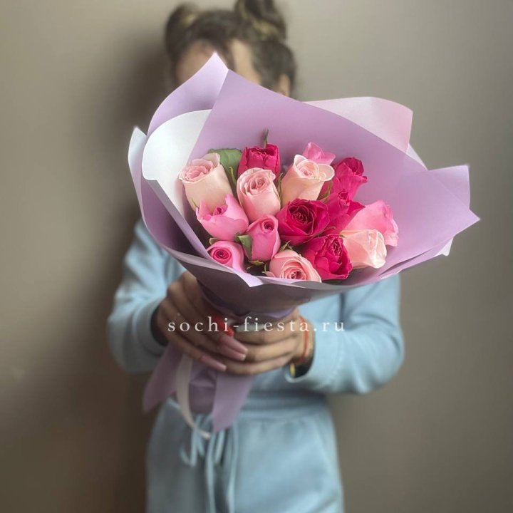 Букет из 15 роз Микс (Кения) в Якутске